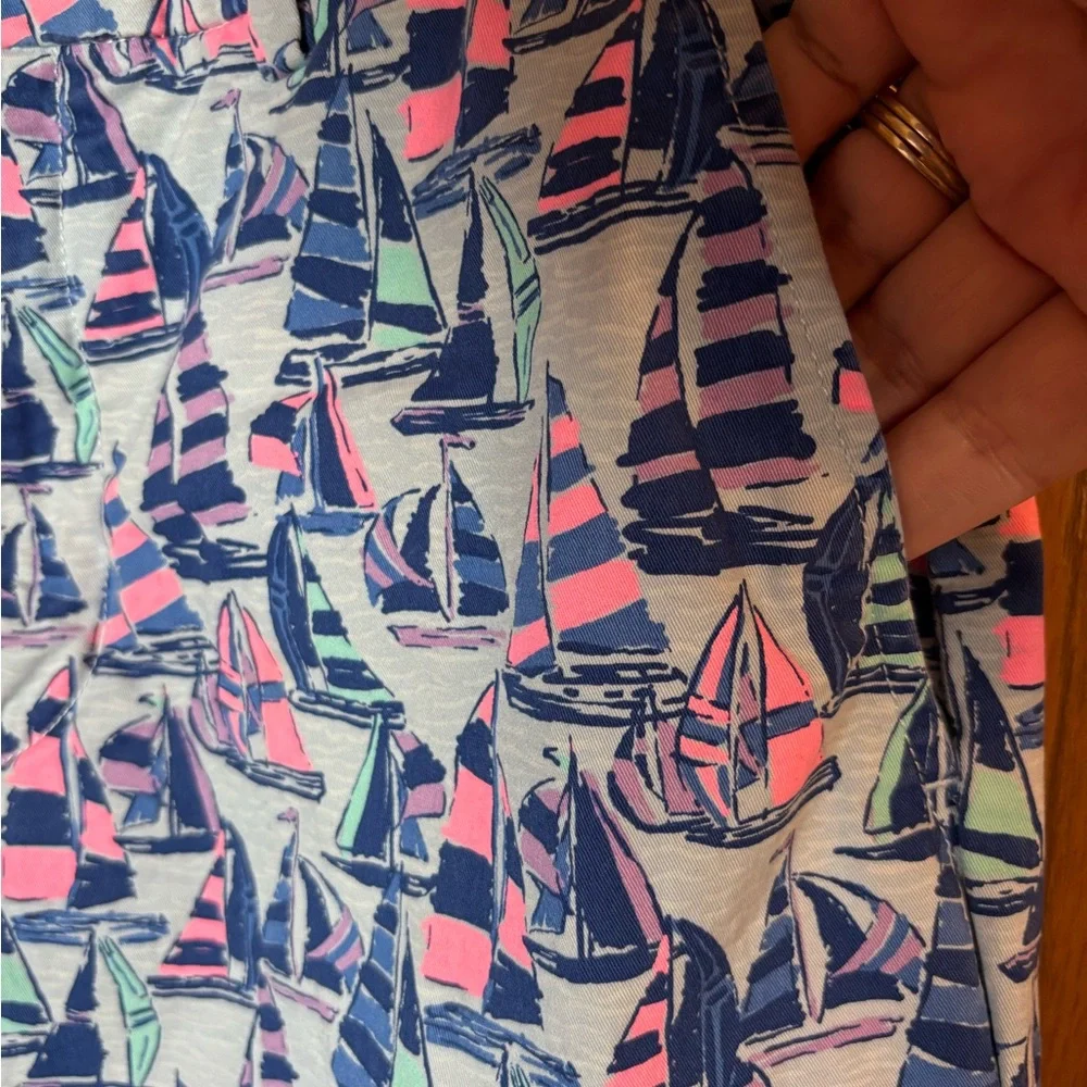 Vineyard Vines Men's Breaker Short - Sailboat Print - Vibrant and Colorful